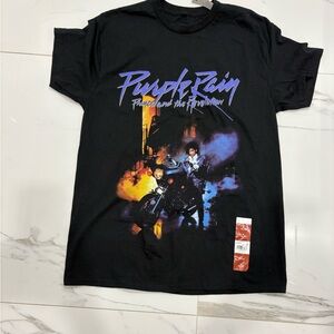 Prince Purple Rain Short Sleeve Graphic Tee Shirt.  Size M New With Tags